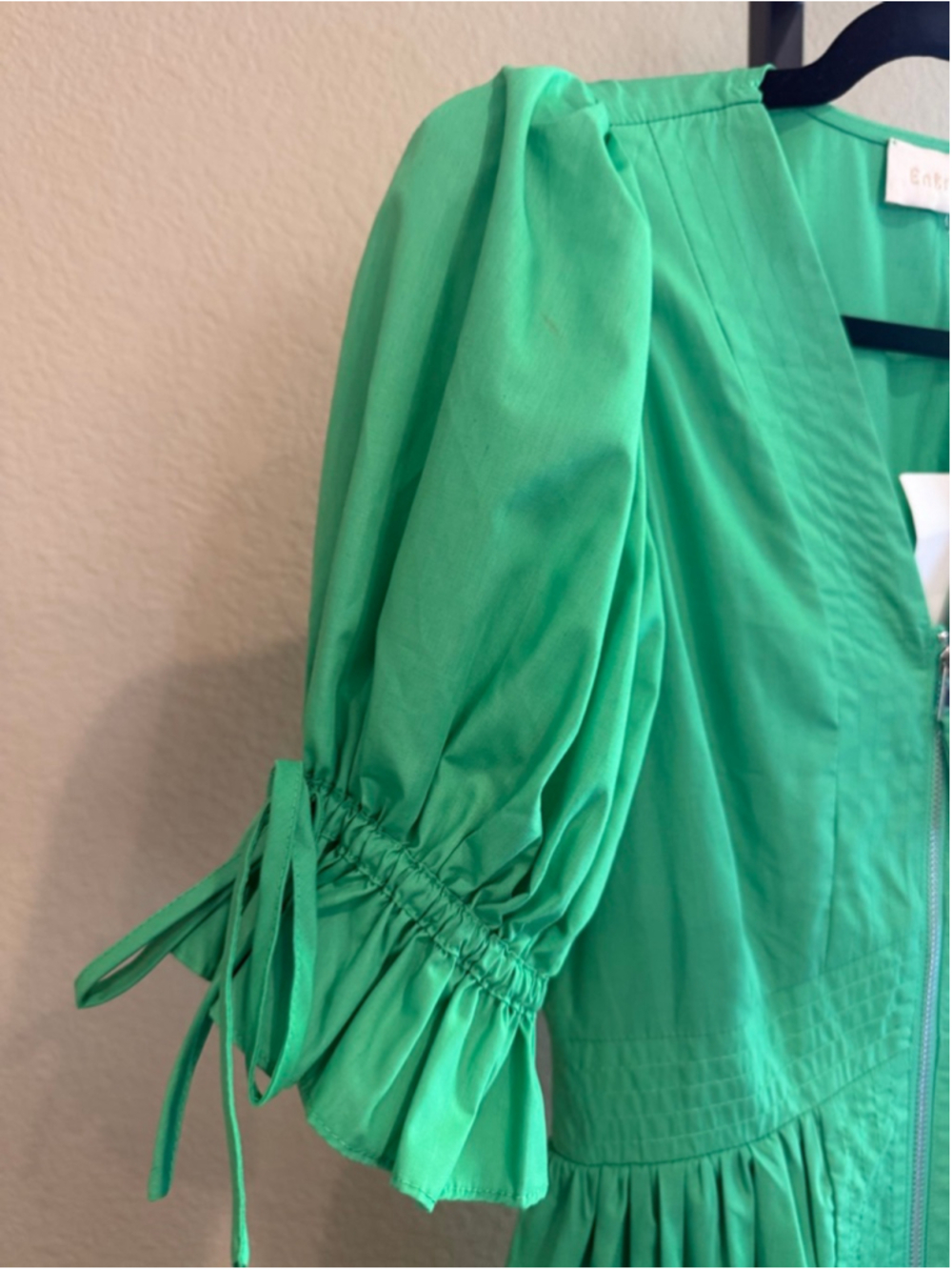 Entro Women's Eyelet Detail Midi Dress in Green Size S - Picture 4 of 7